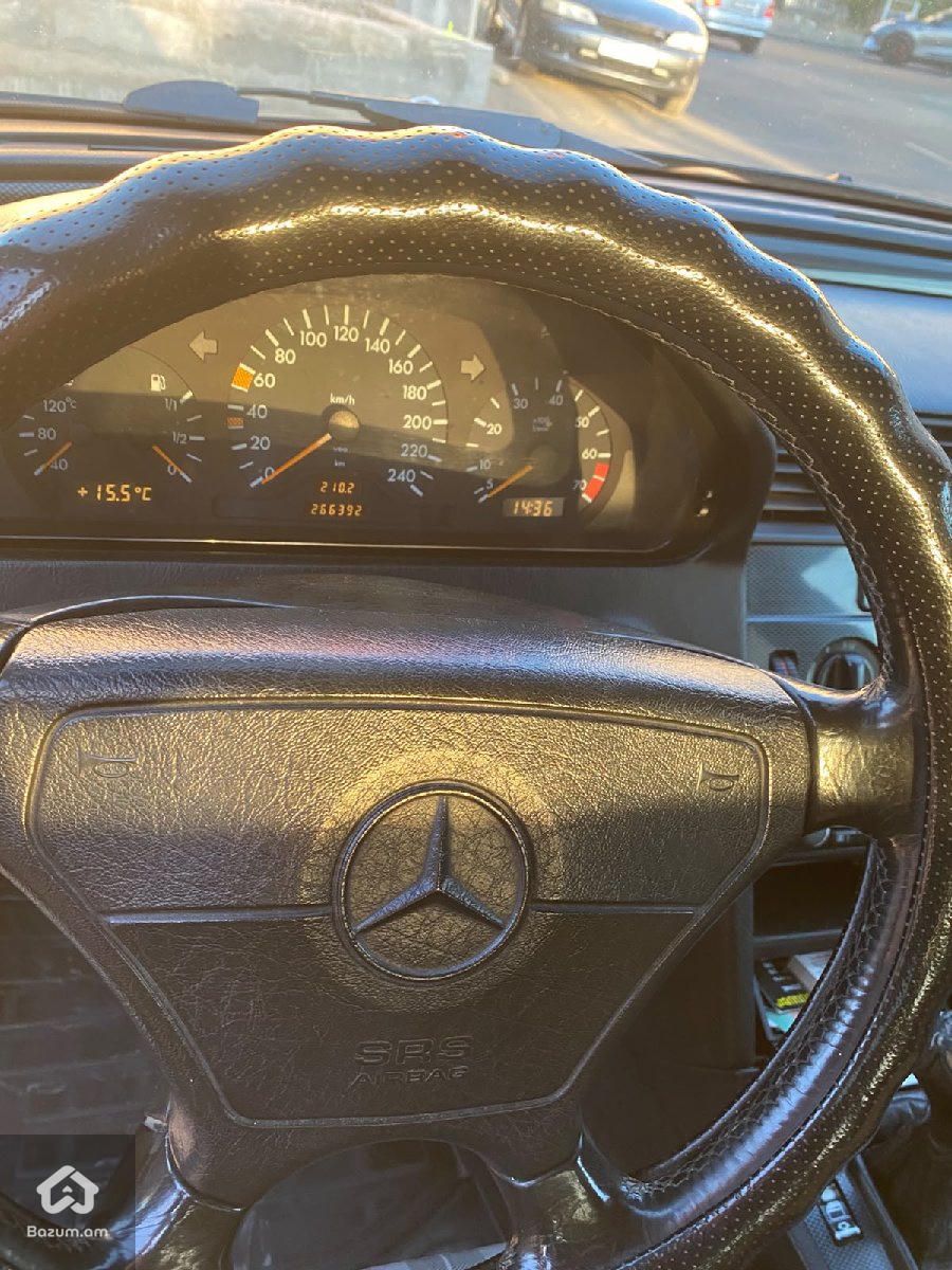 Mercedes-Benz 230 1996 - image 6
