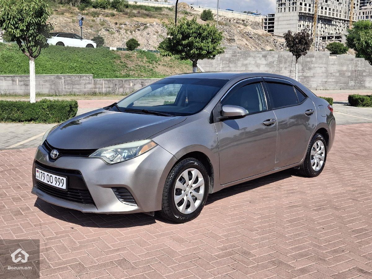 Toyota Corolla 2016 - image 1