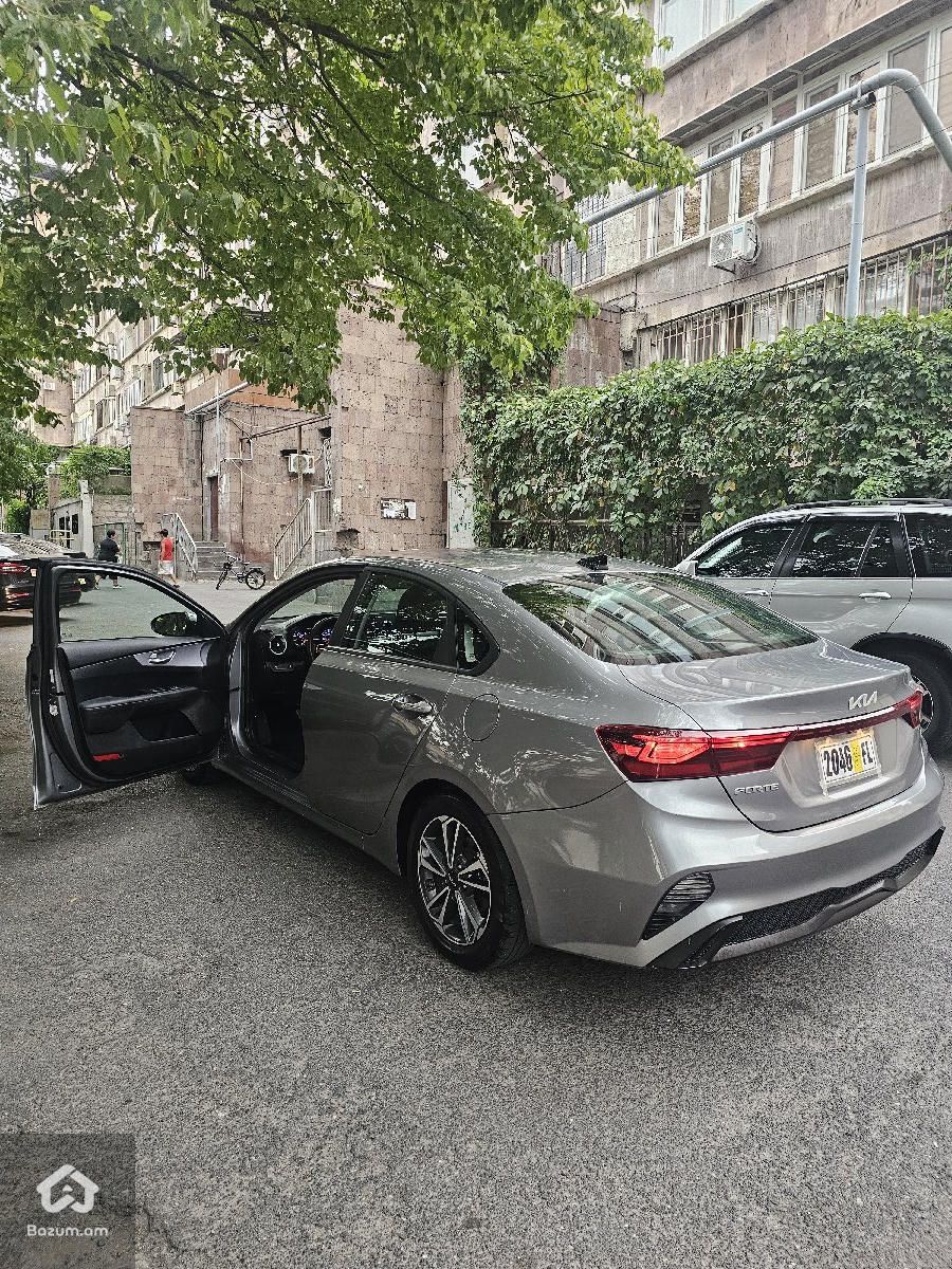 Kia Forte 2024 - image 3
