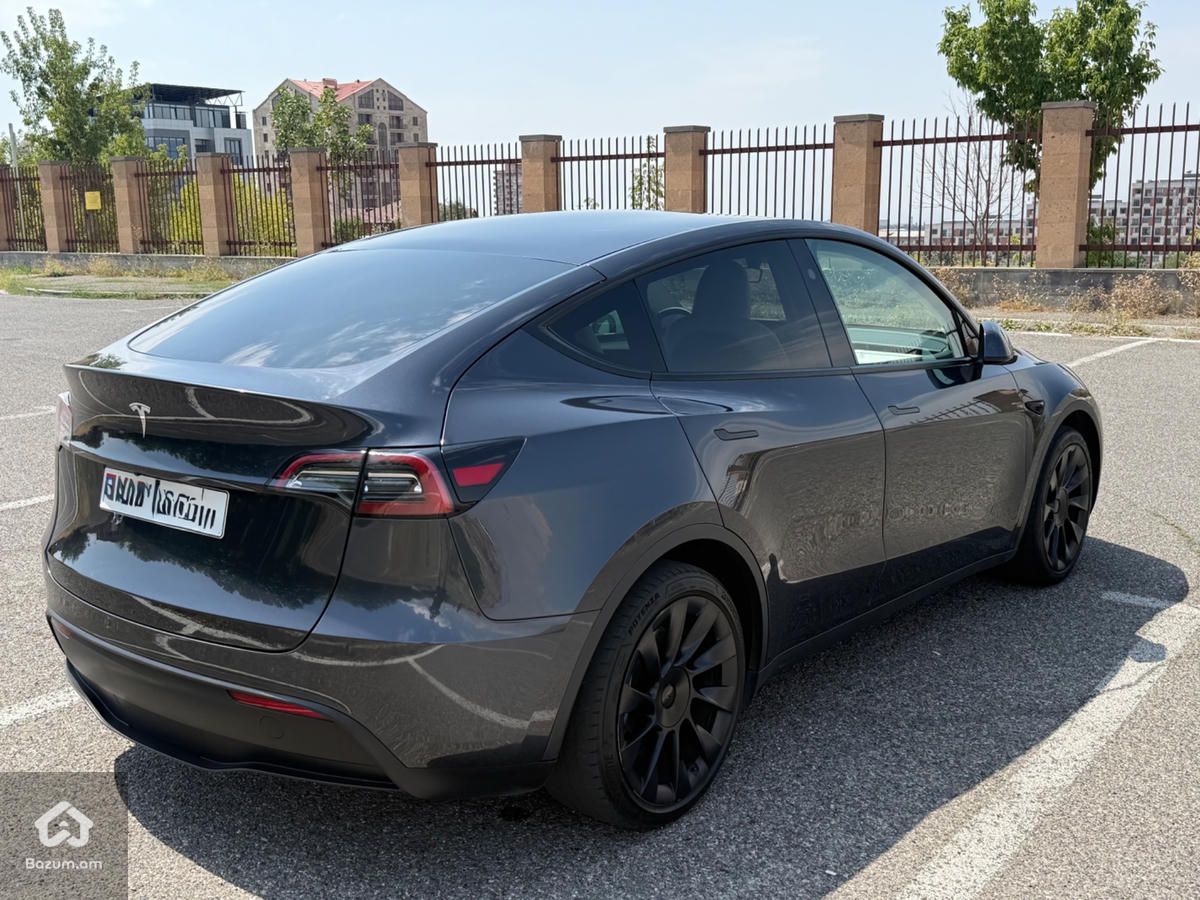Tesla Model Y 2024 - image 6