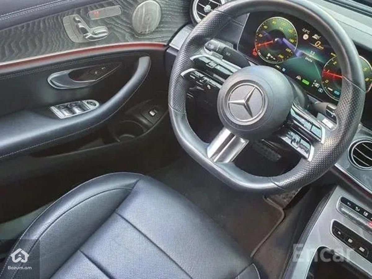 Mercedes Benz E350 AMG Line W213 - image 10