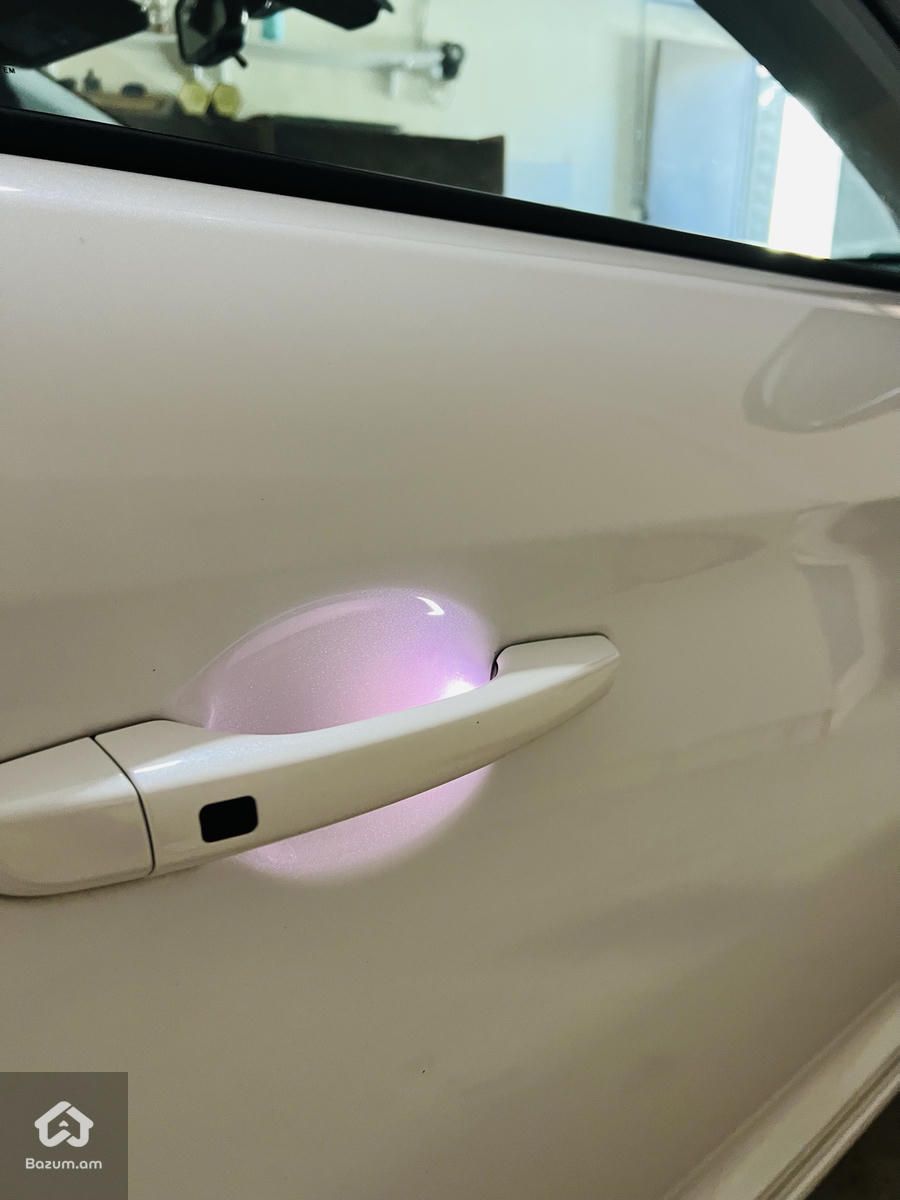 Hyundai Elantra Value Edition - image 7