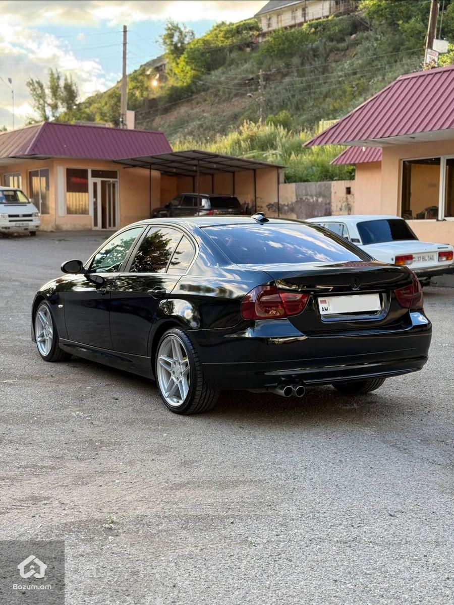 BMW 330i E90 - image 5