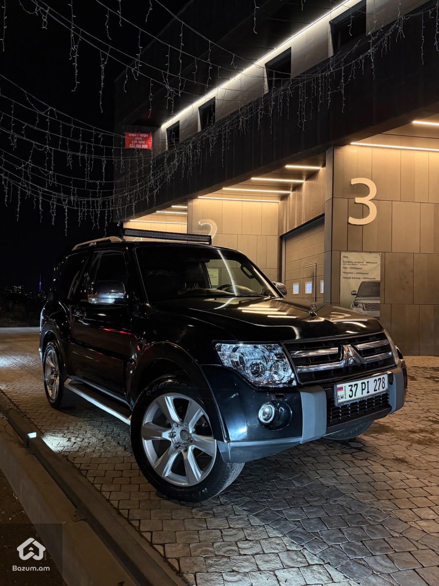 Pajero - image 1