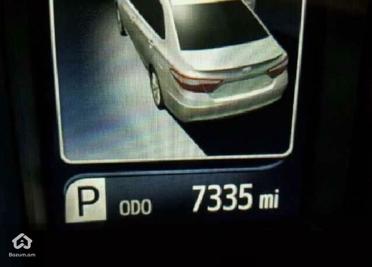 Toyota Camry 2016 - image 38
