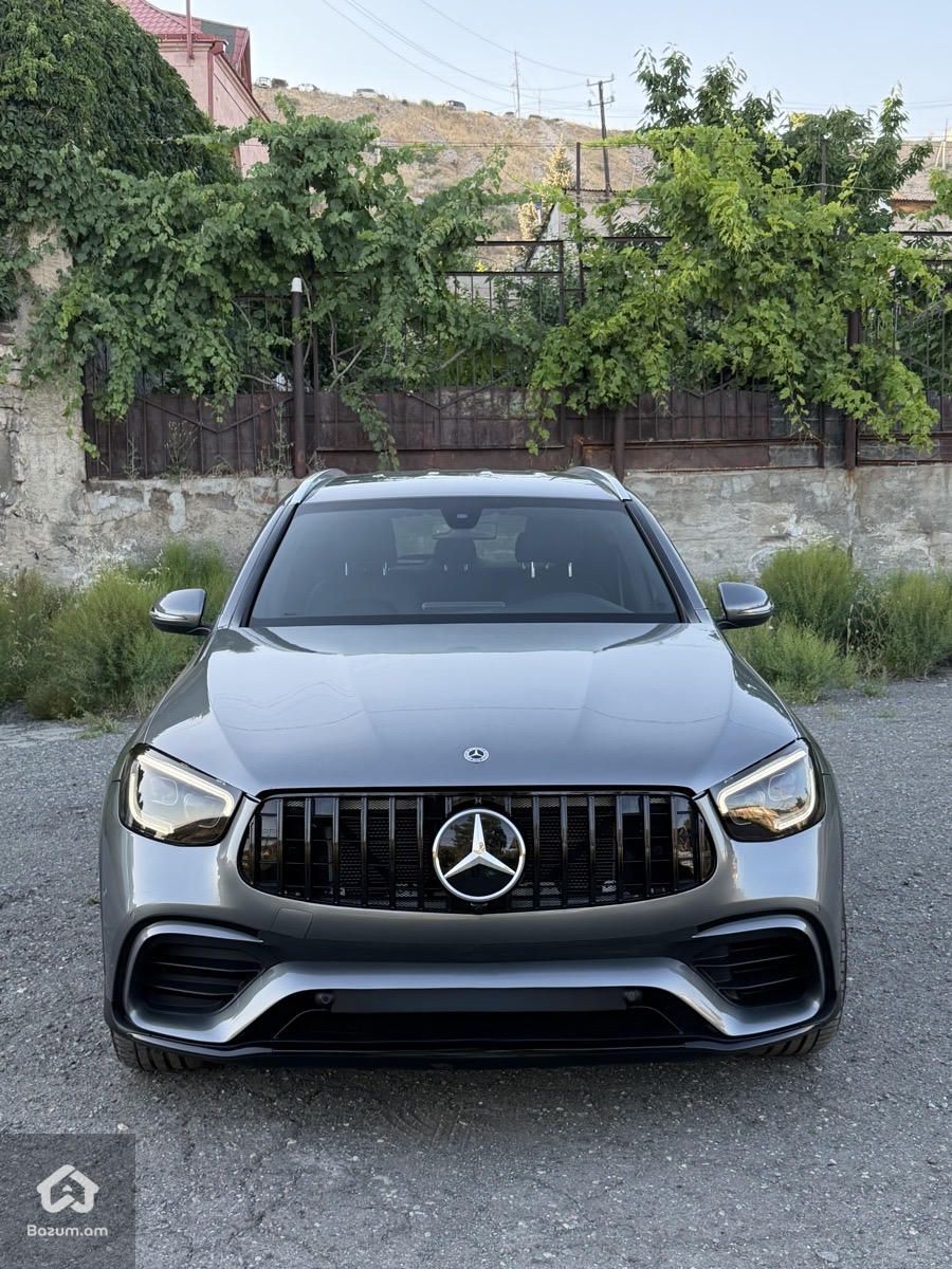 Mercedes Benz GLC300 - image 2