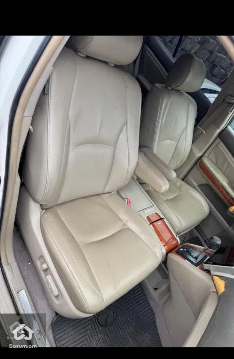 cgrenikner lexus rx330  - image 1