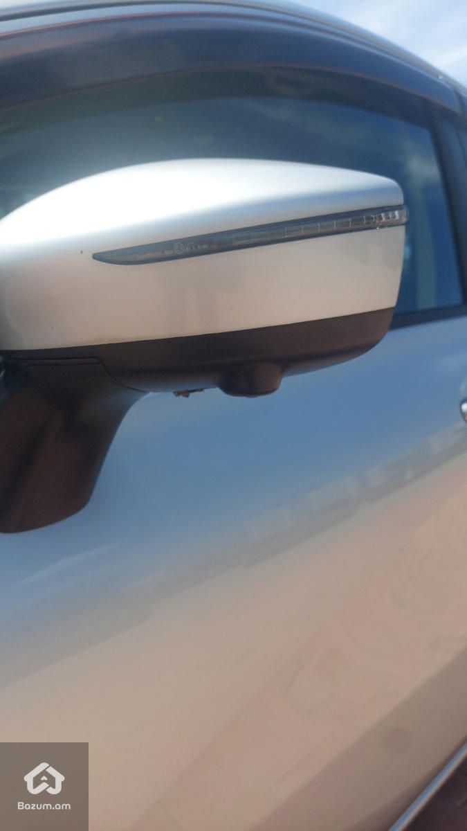 Nissan Note E-Power Hybrid MEDALIST 2016թ - image 10