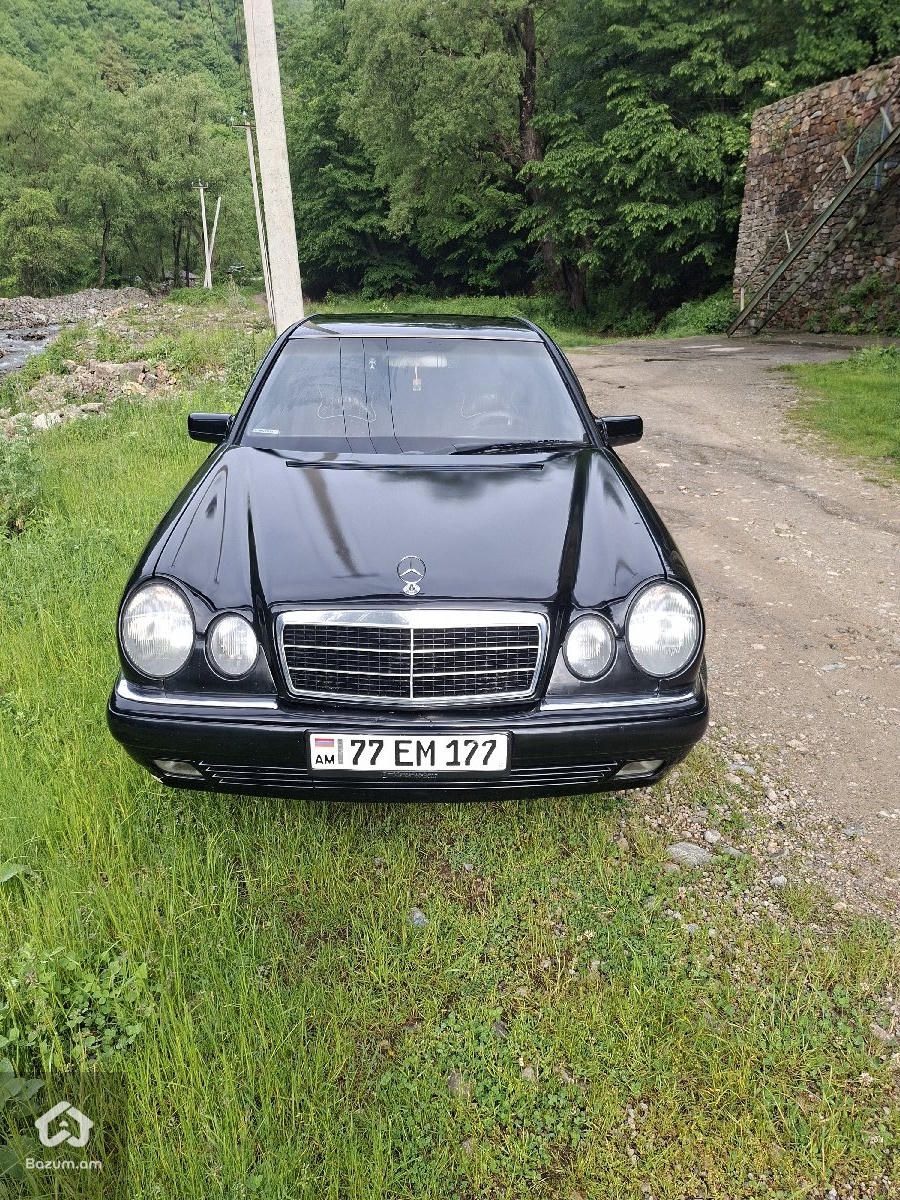 Mercedes-Benz E 200 1999 - image 3