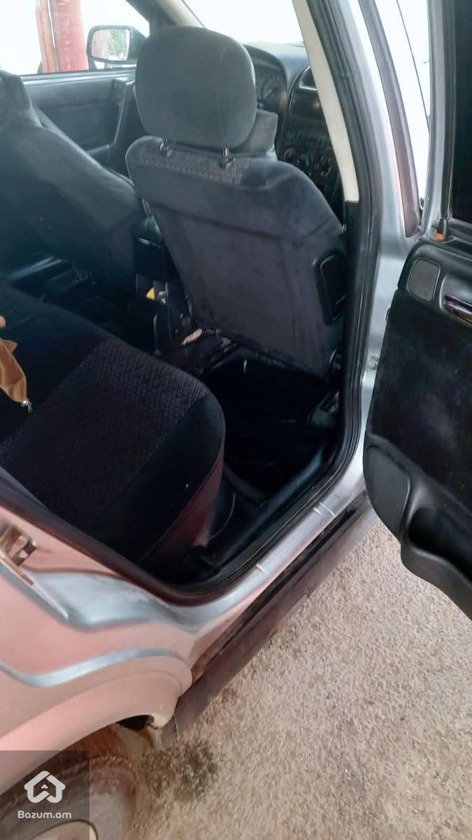 Opel Astra 1999 - image 11