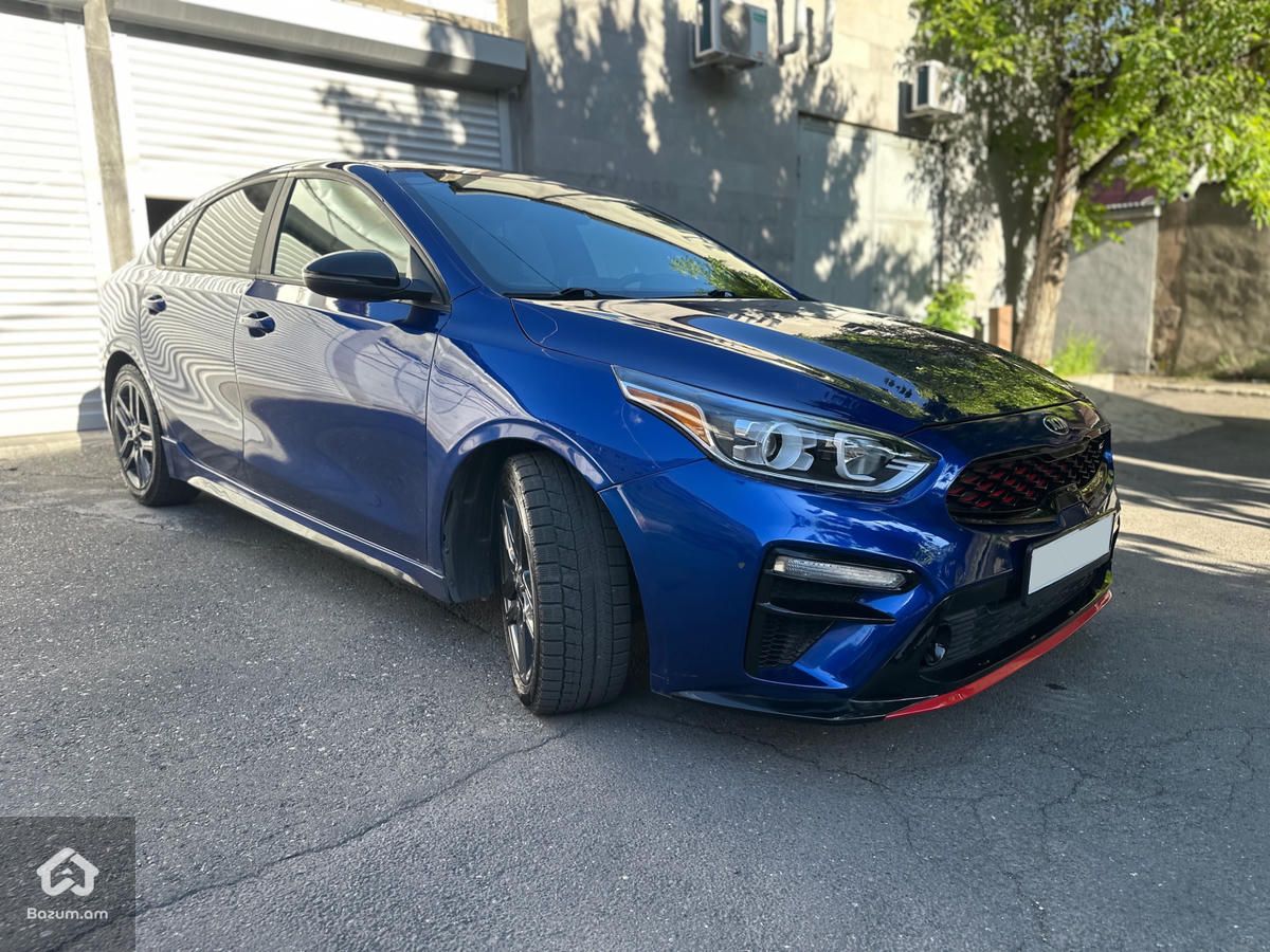 Kia Forte Gt-Line - image 3