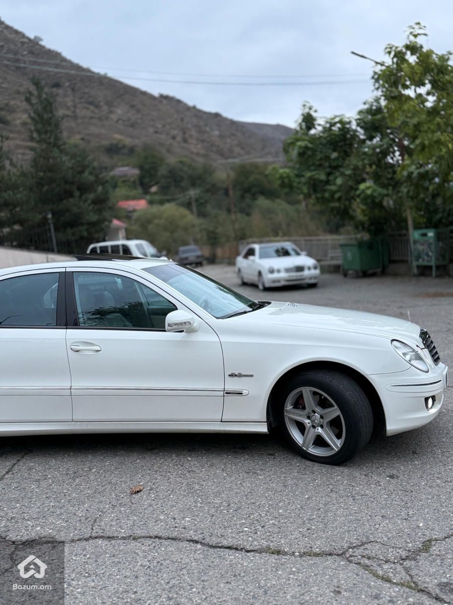 Mercedes-Benz E 320 2003 - image 4