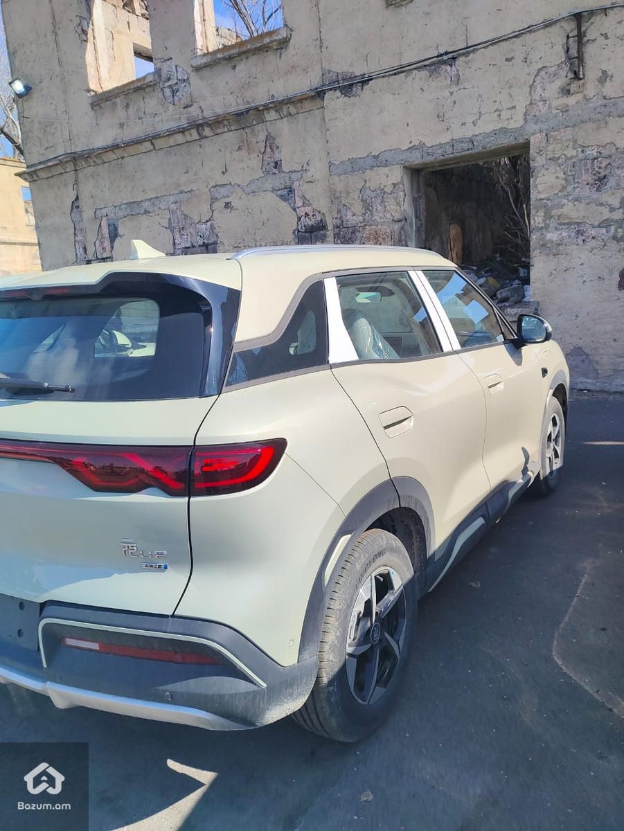 Byd yuan up Top - image 2