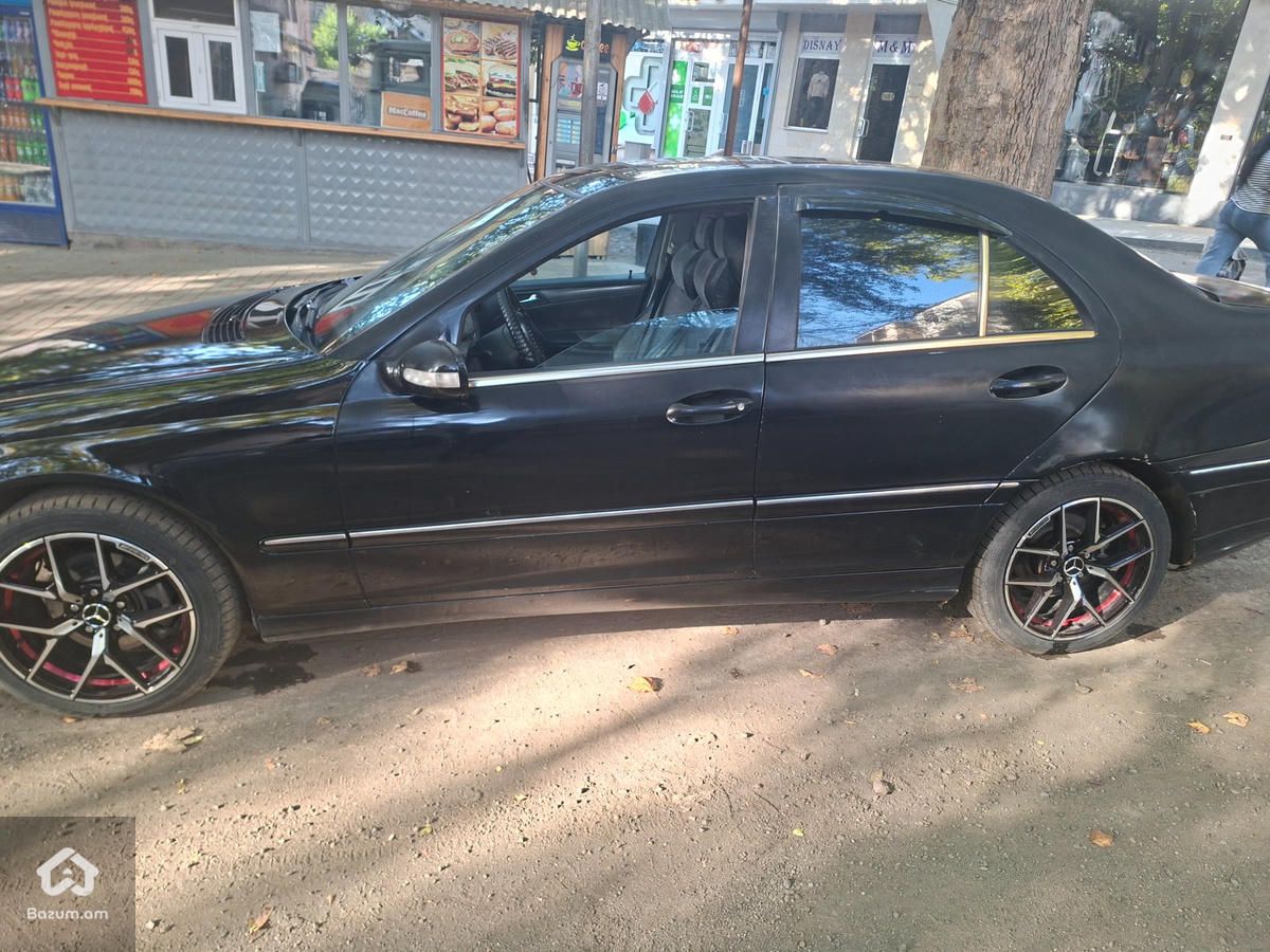 Mercedes-Benz C 230 2002 - image 4