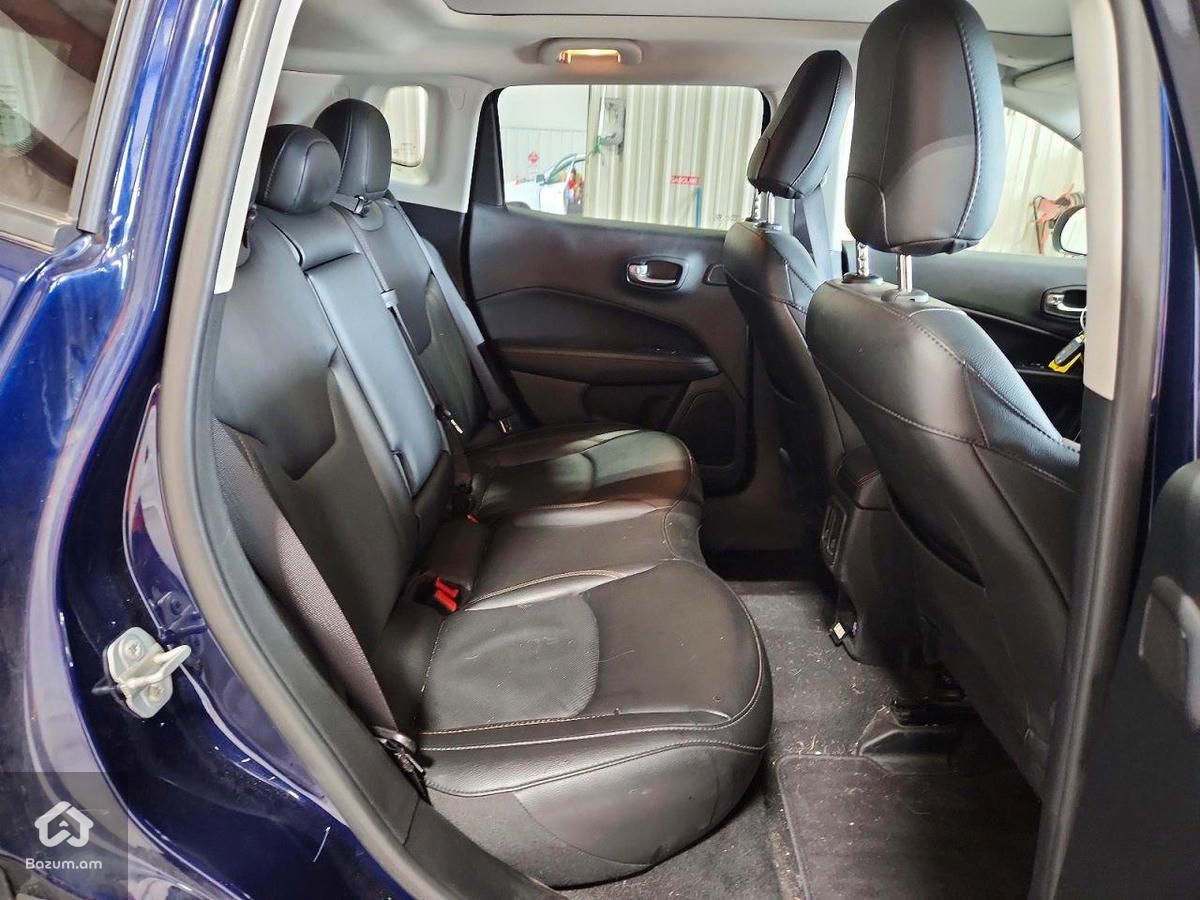 Jeep Compass 2021 - image 10