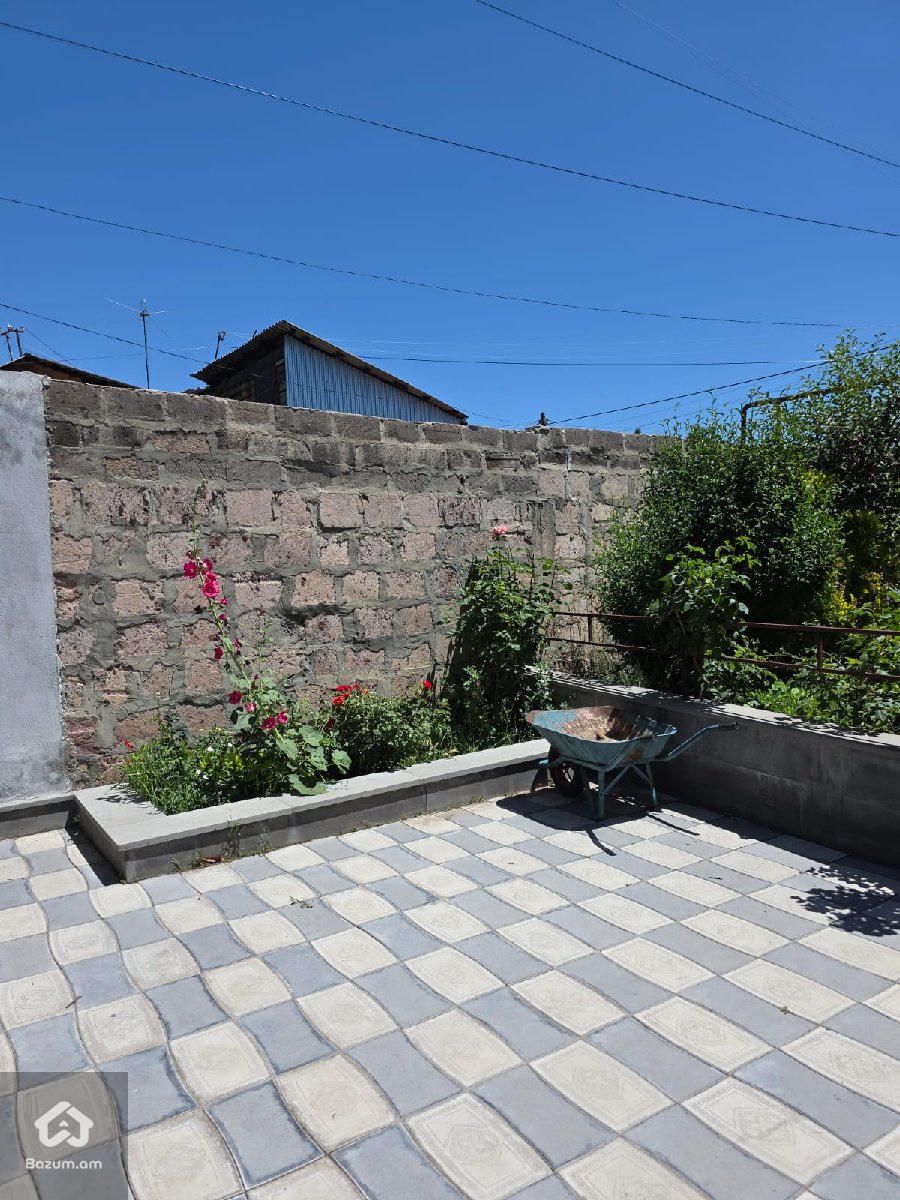սեփական տուն էրեբունիյում - image 2