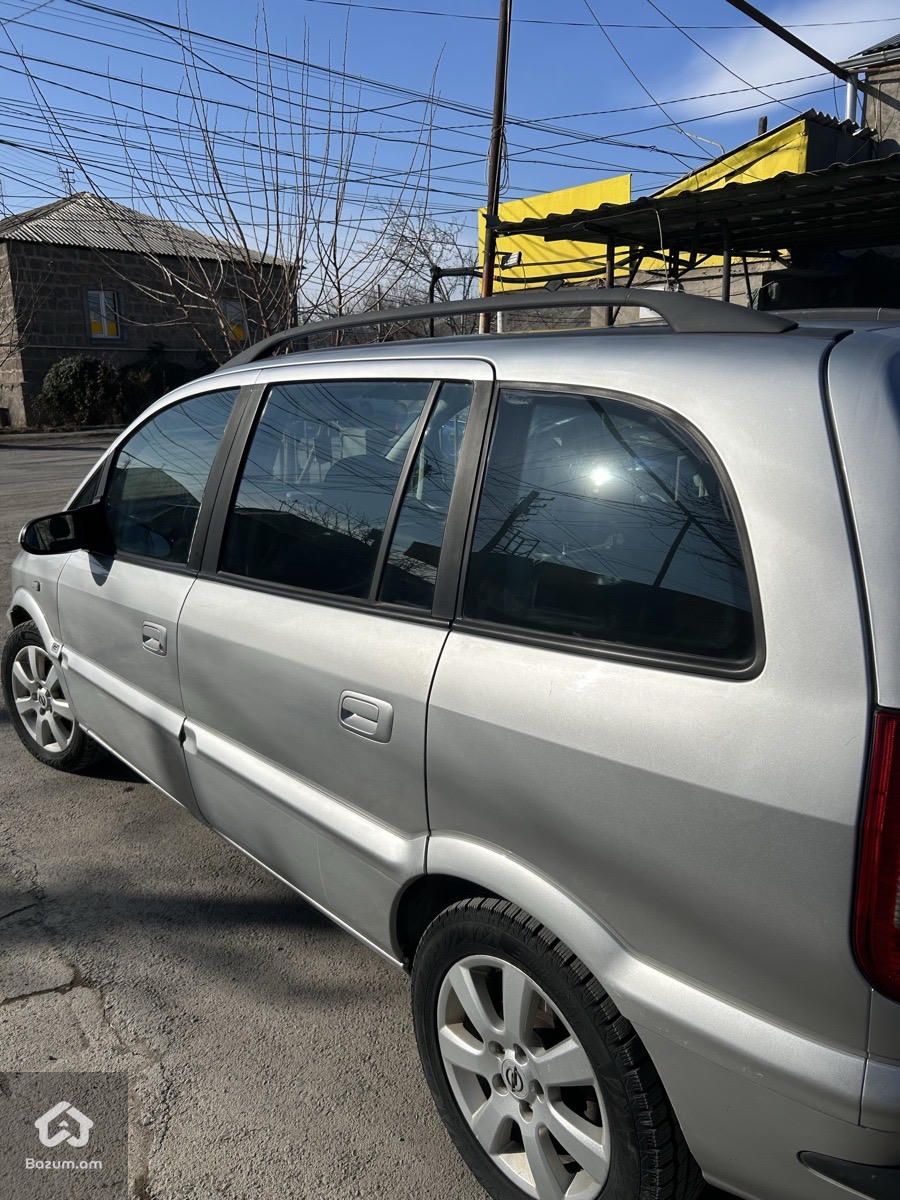 Opel Zafira 2005 - image 17