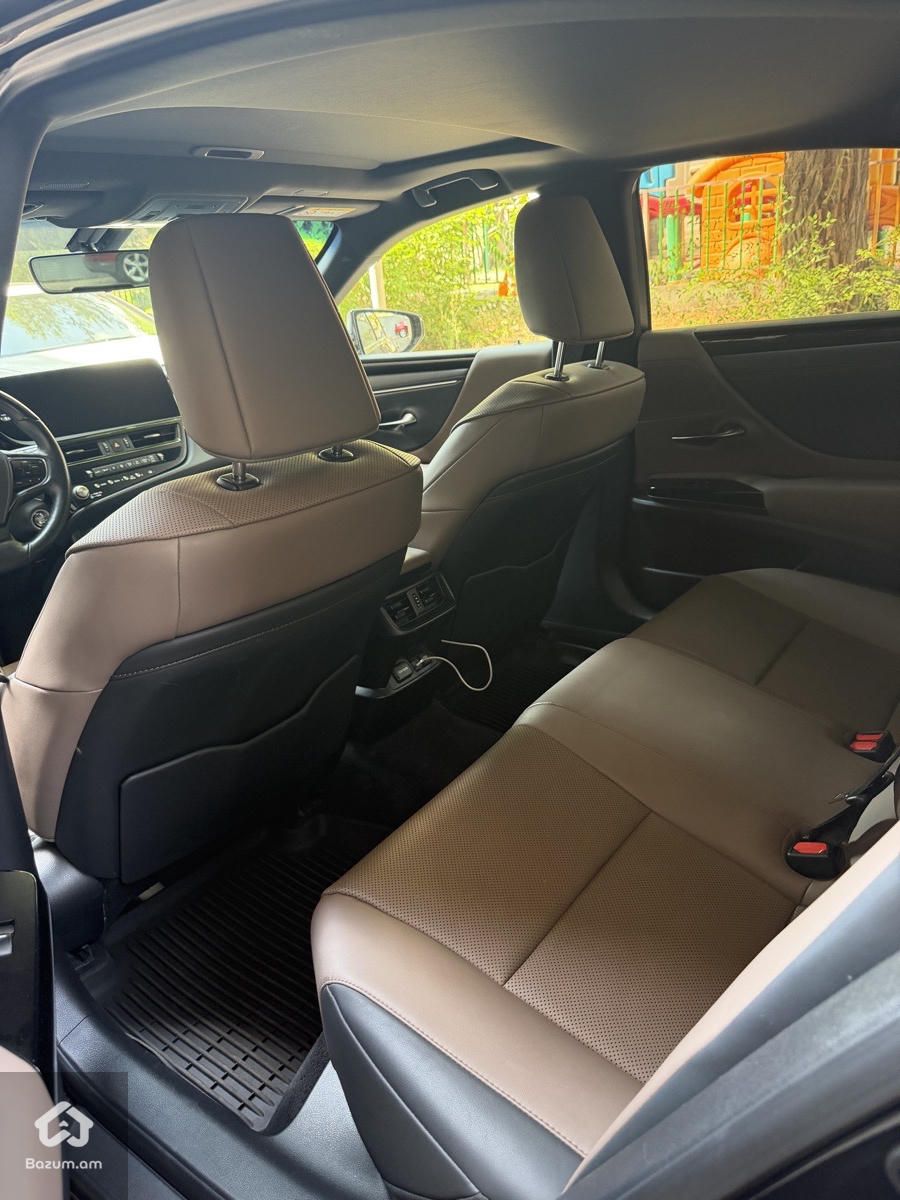 Lexus ES 250 2022 - image 5