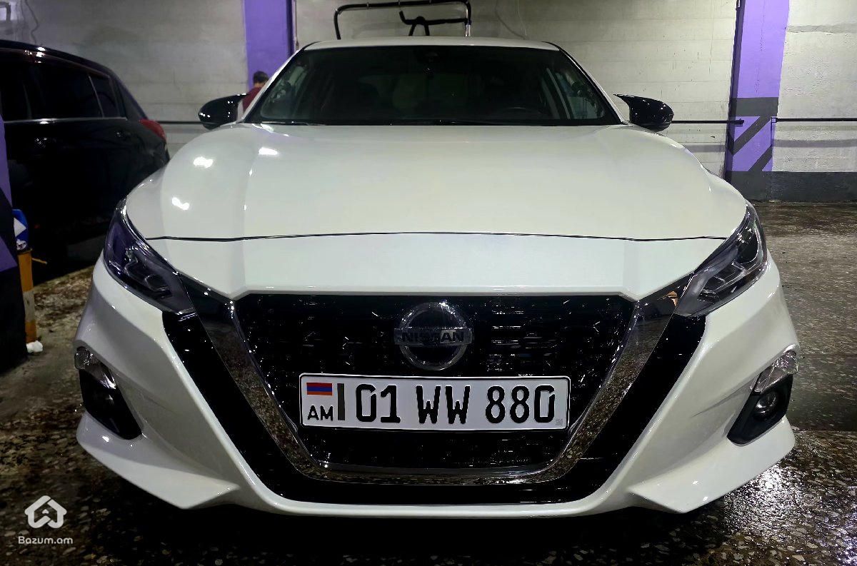 Nissan Altima SR 2020 - image 1