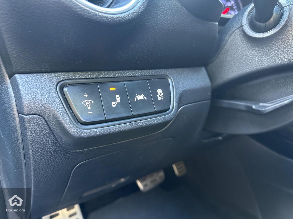 Kia Forte Gt-Line - image 8