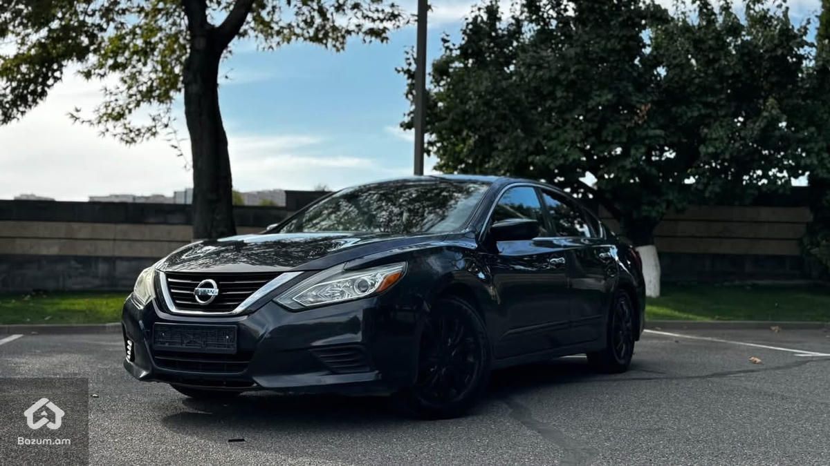 Nissan Altima 2018 - image 1