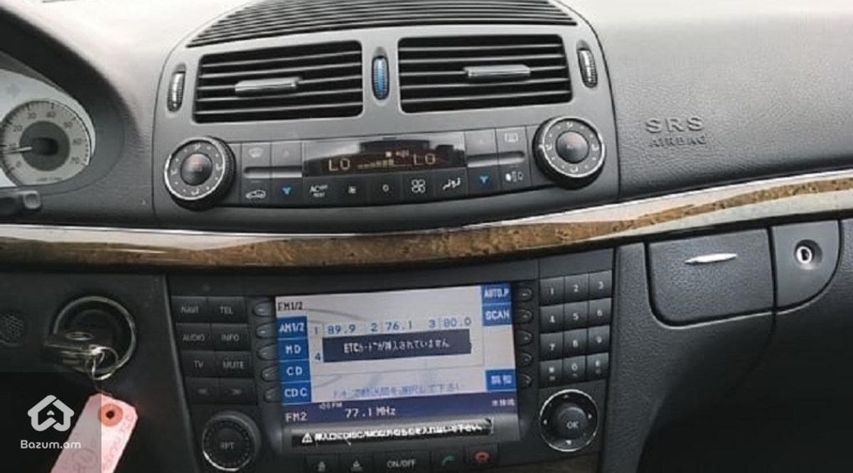 Mercedes-Benz E 320 2004 - image 40
