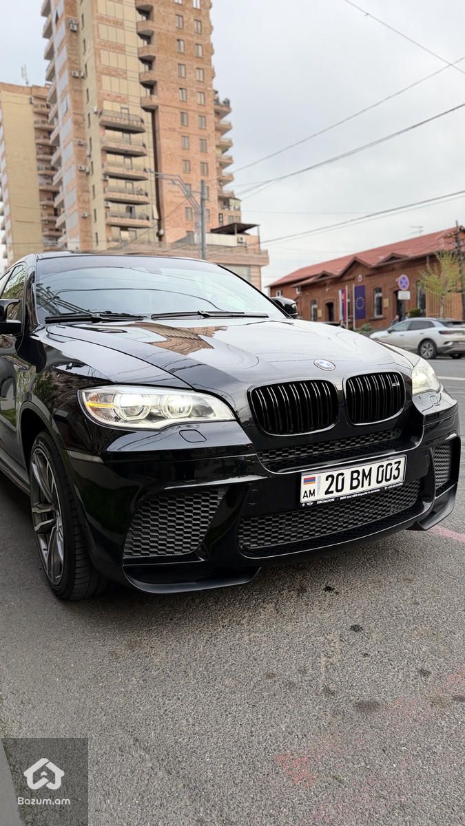 BMW X6 - image 1