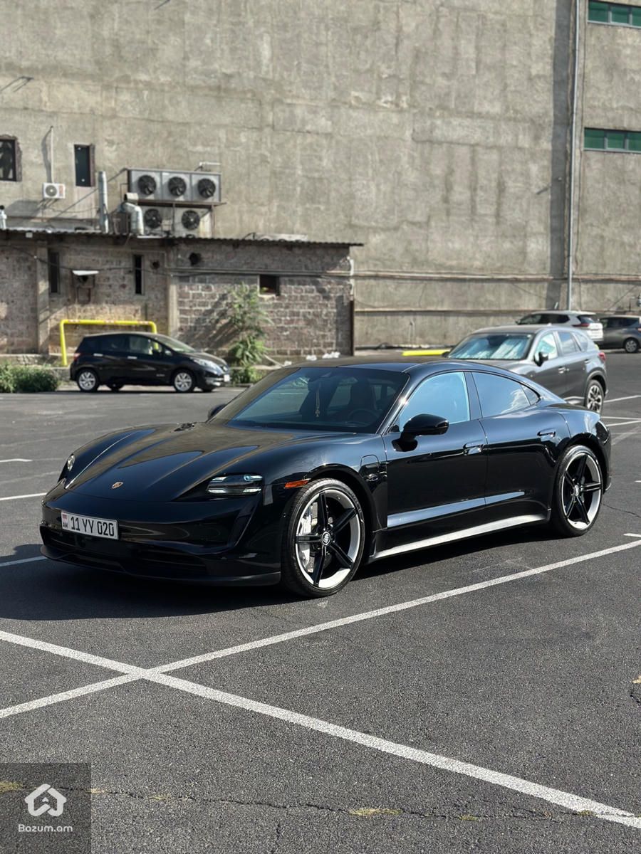 Porsche Panamera 2020 - image 1