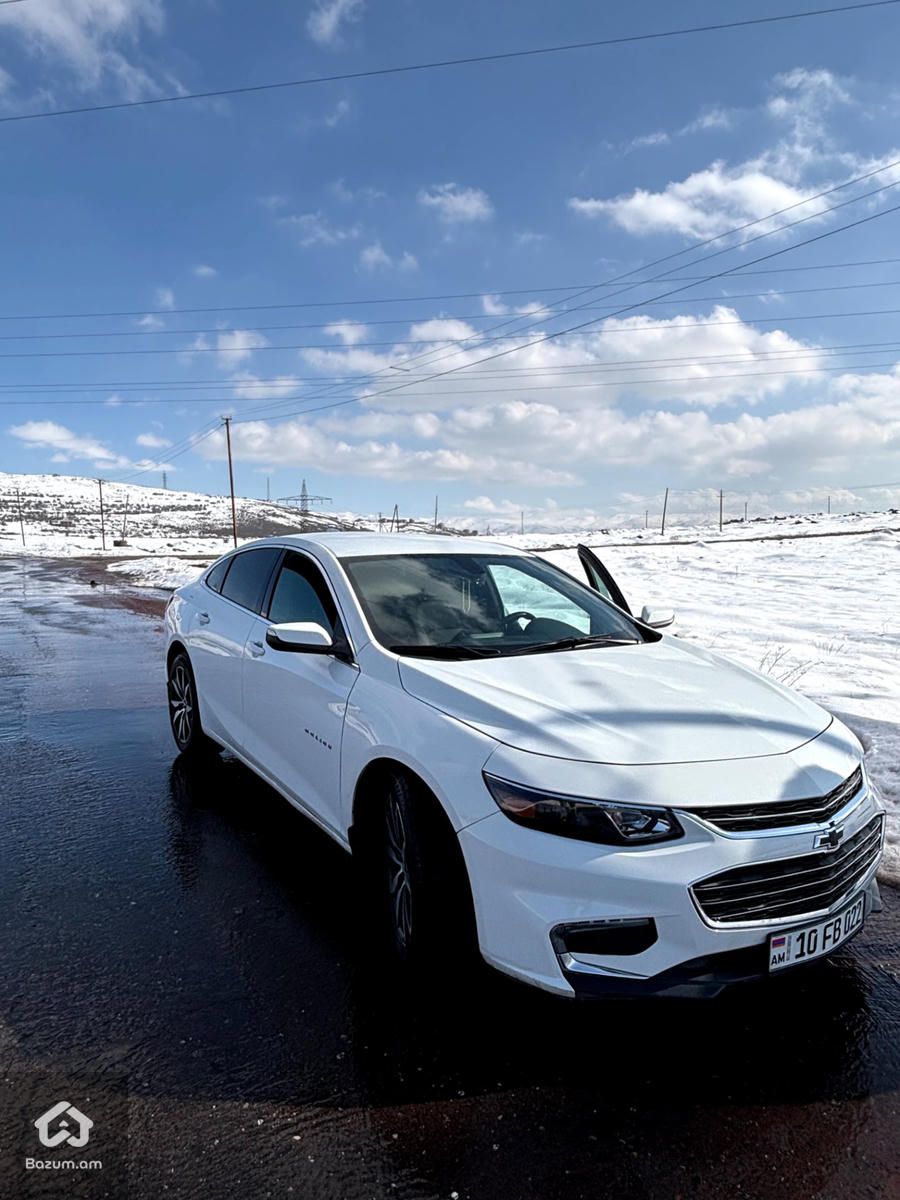 Chevrolet Malibu LT 2017 - image 1