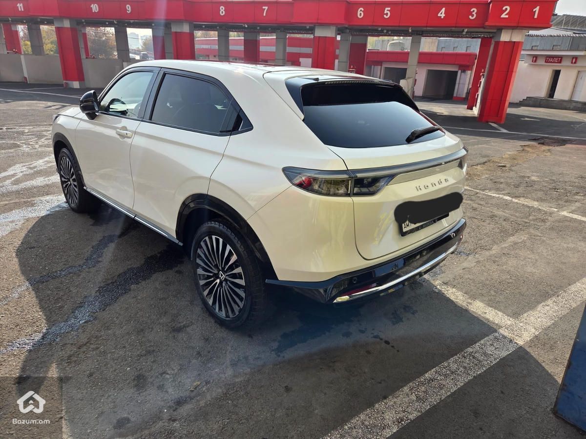 Honda - image 3