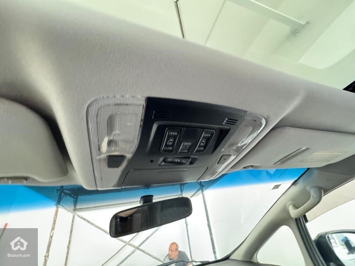 Toyota Alphard 2016 - image 10