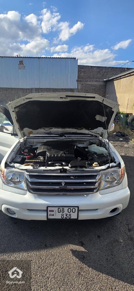 Mitsubishi - image 6