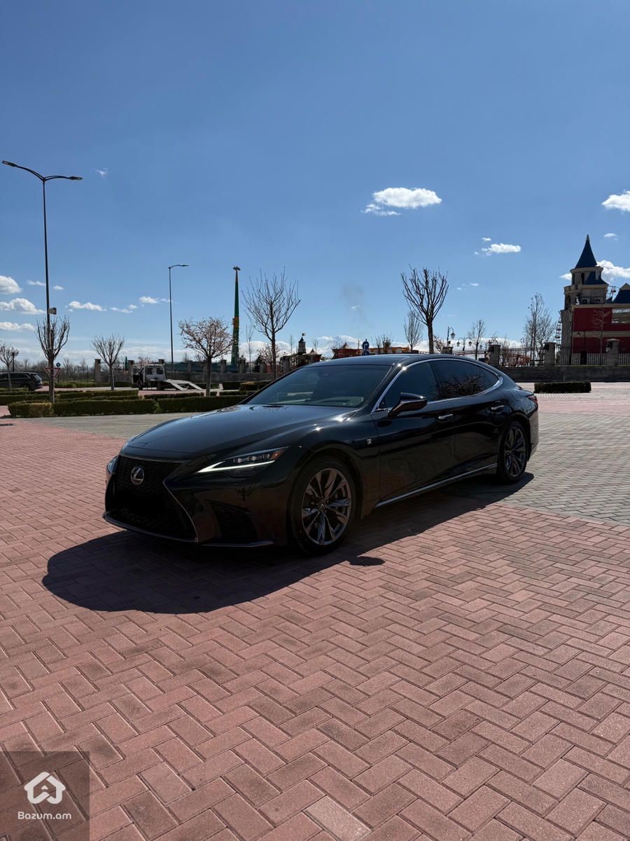 Lexus LS500 F Sport  - image 2