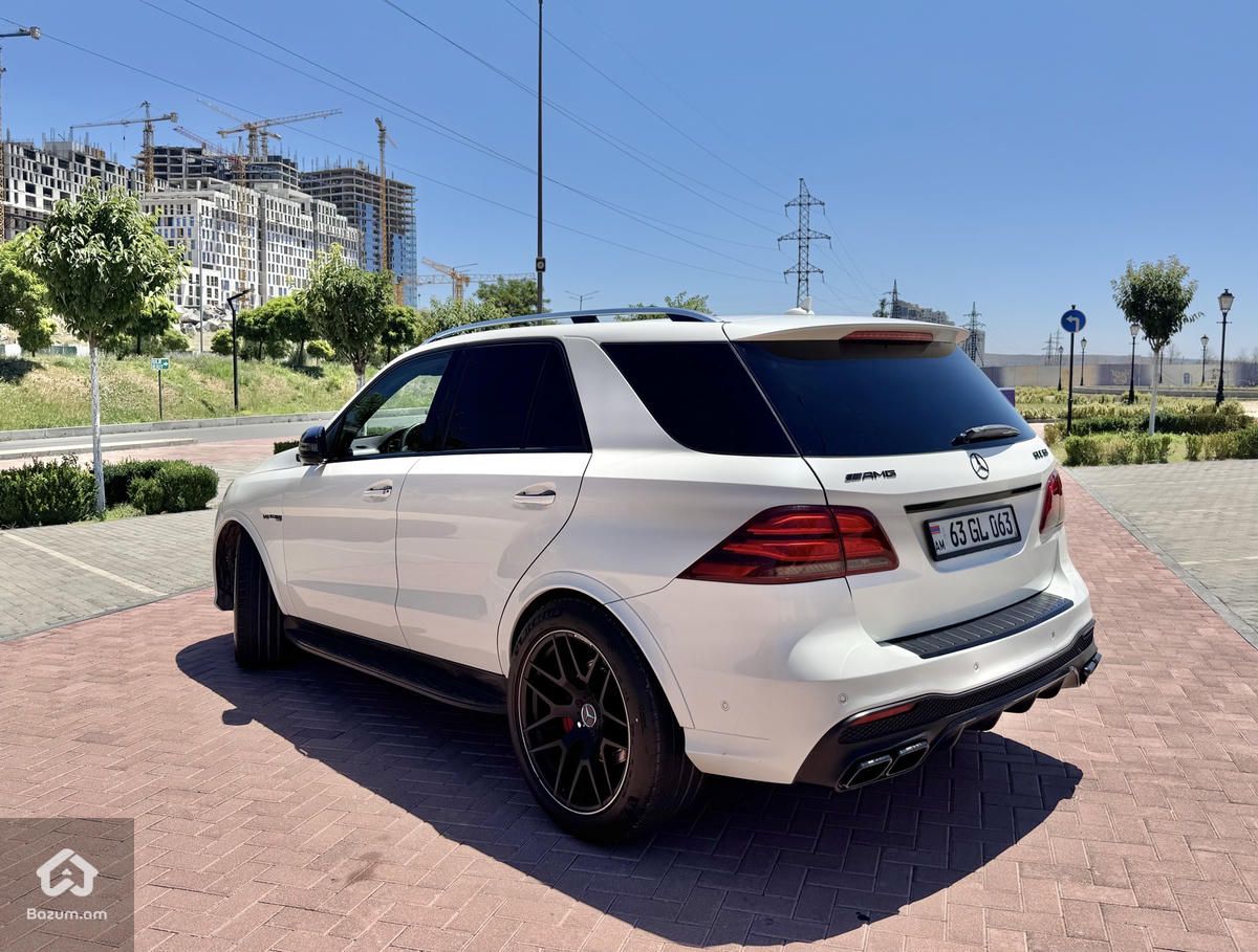 MERCEDES-BENZ ML63 AMG  - image 5