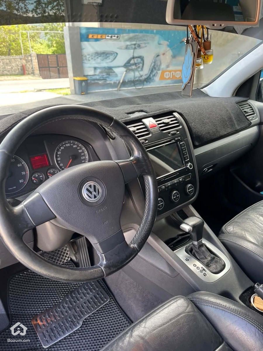 Volkswagen Golf 2004 - image 6