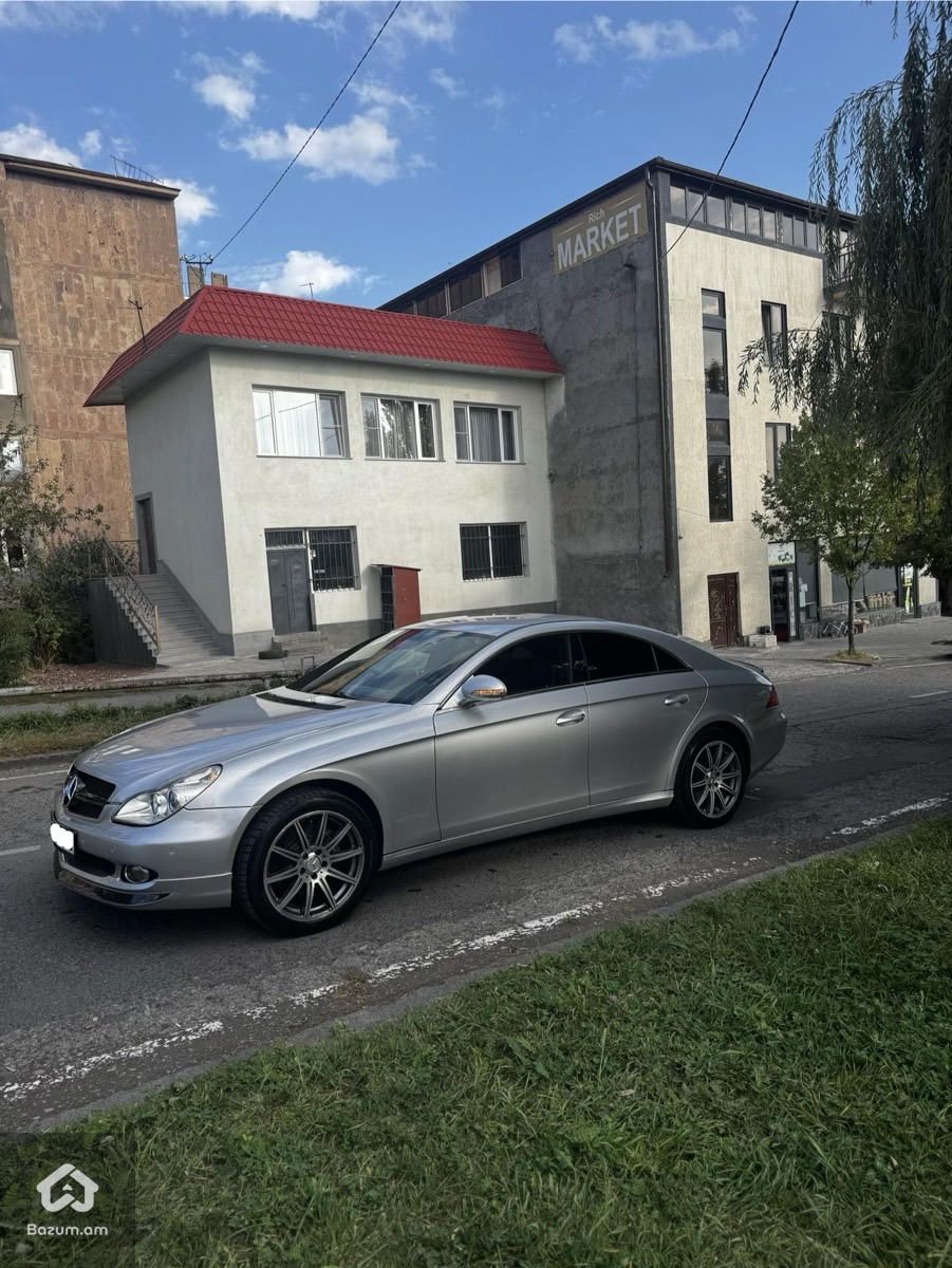 Mercedes-Benz CLS 350 2005 - image 8