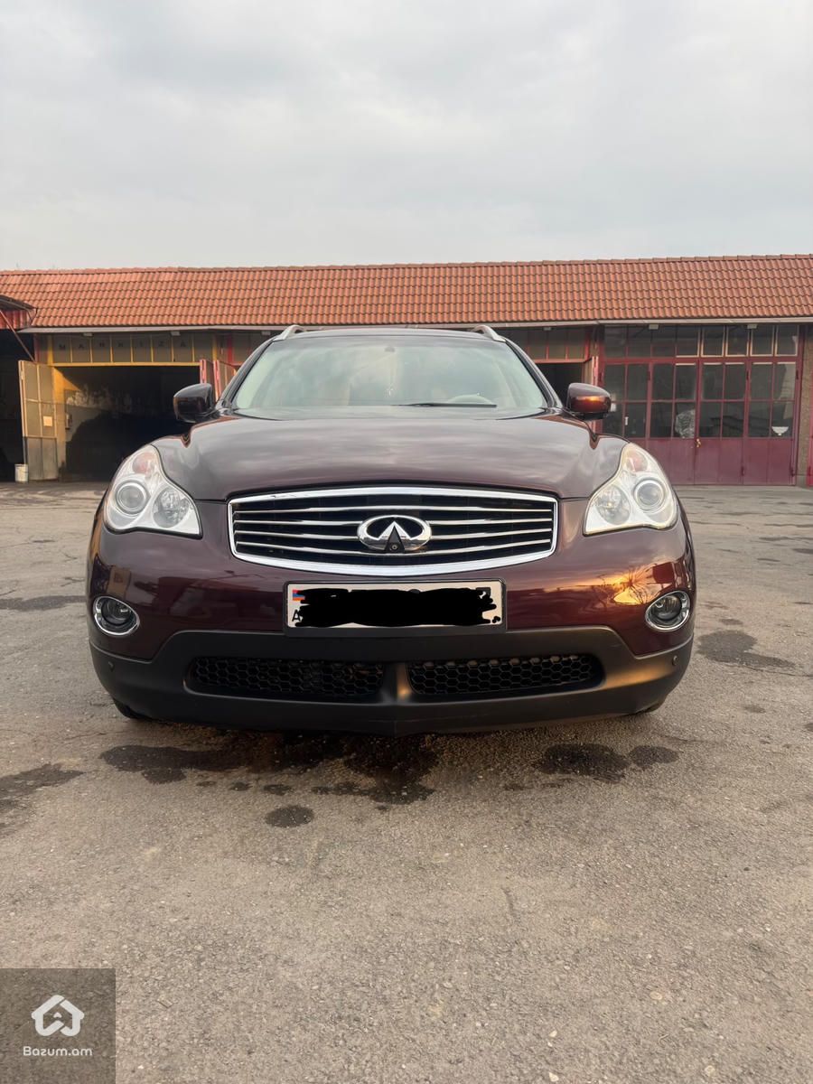 Infiniti QX50  - image 1