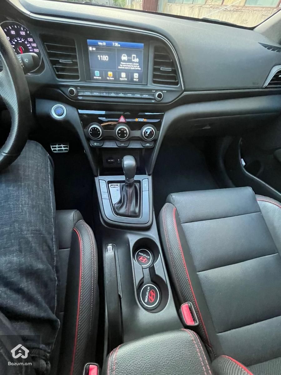 Hyundai - image 17