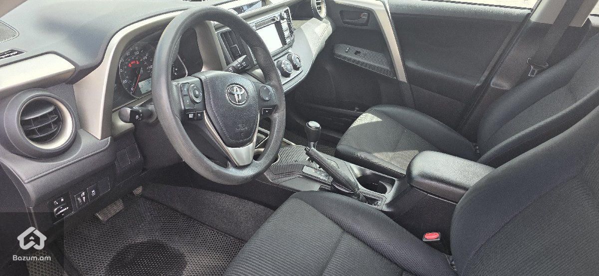 Toyota RAV 4 2014 - image 10