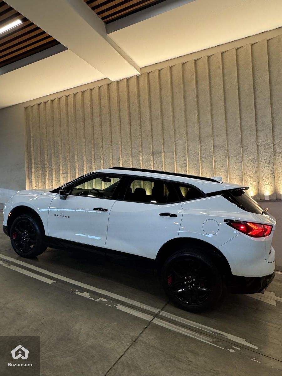 Chevrolet Blazer 3.6 - image 3
