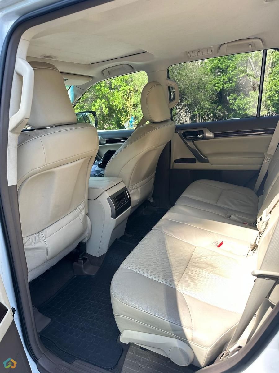 Lexus GX460 2016 - image 16