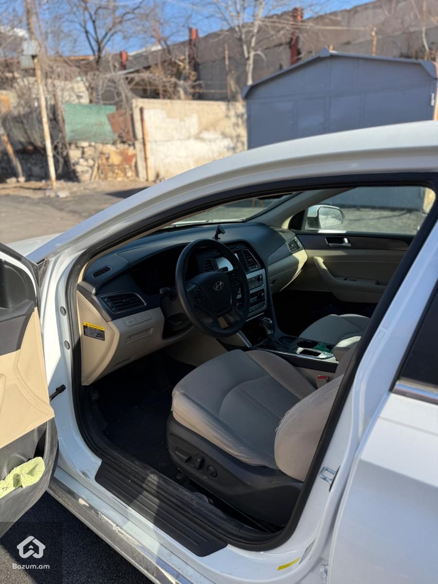 Hyundai  - image 3