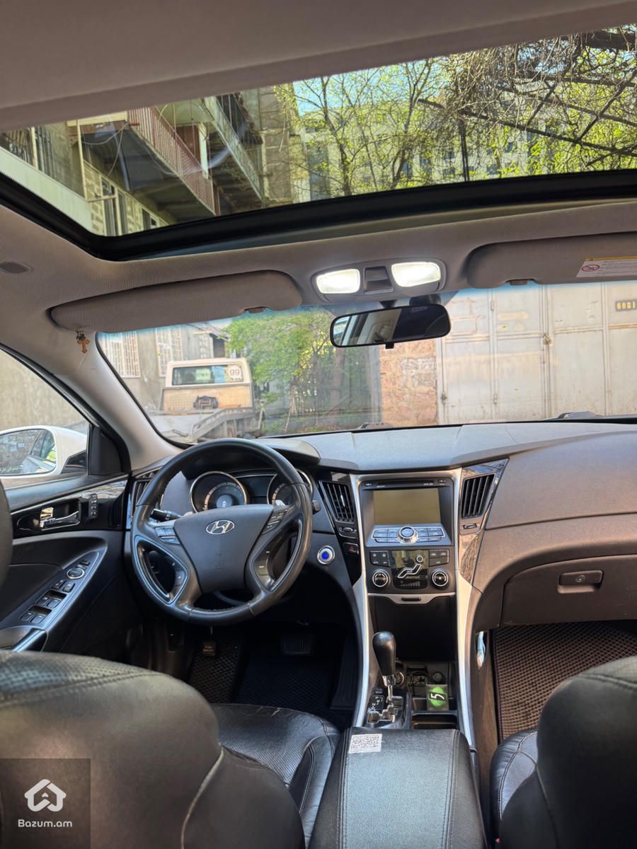 Hyundai Sonata - image 6