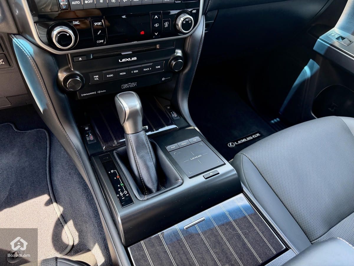 Lexus GX460 - image 18
