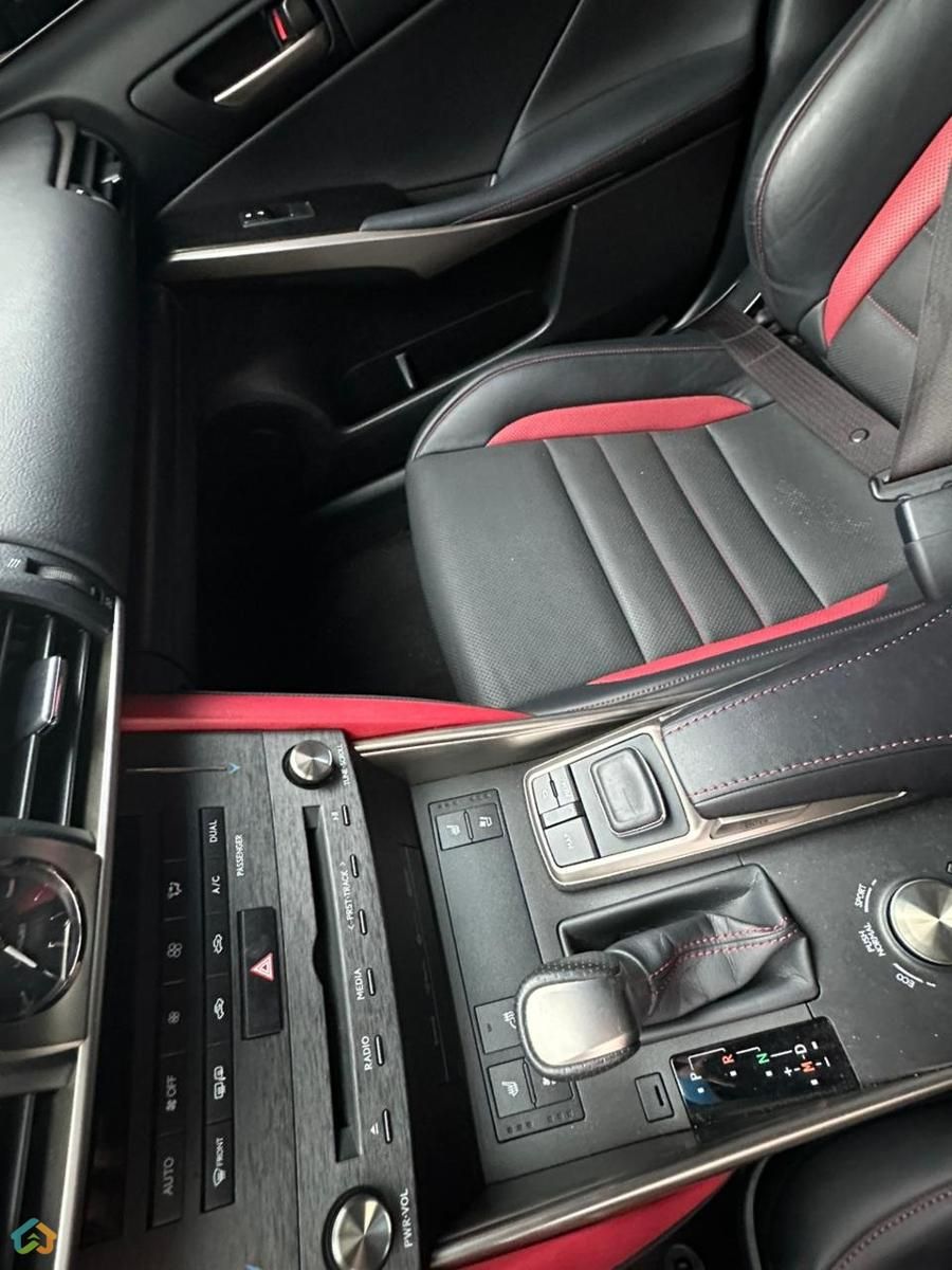 lexus is f-sport  - image 5