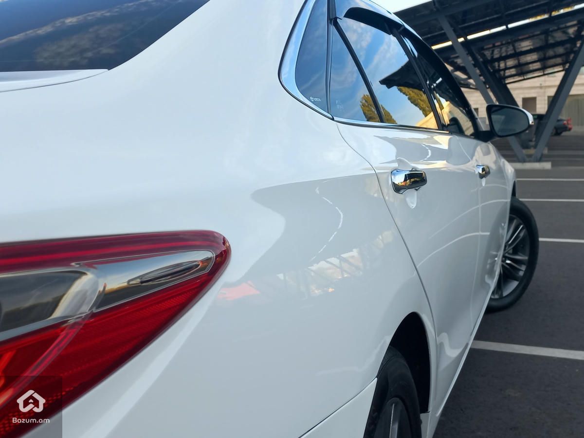 Toyota Camry 2016 - image 13