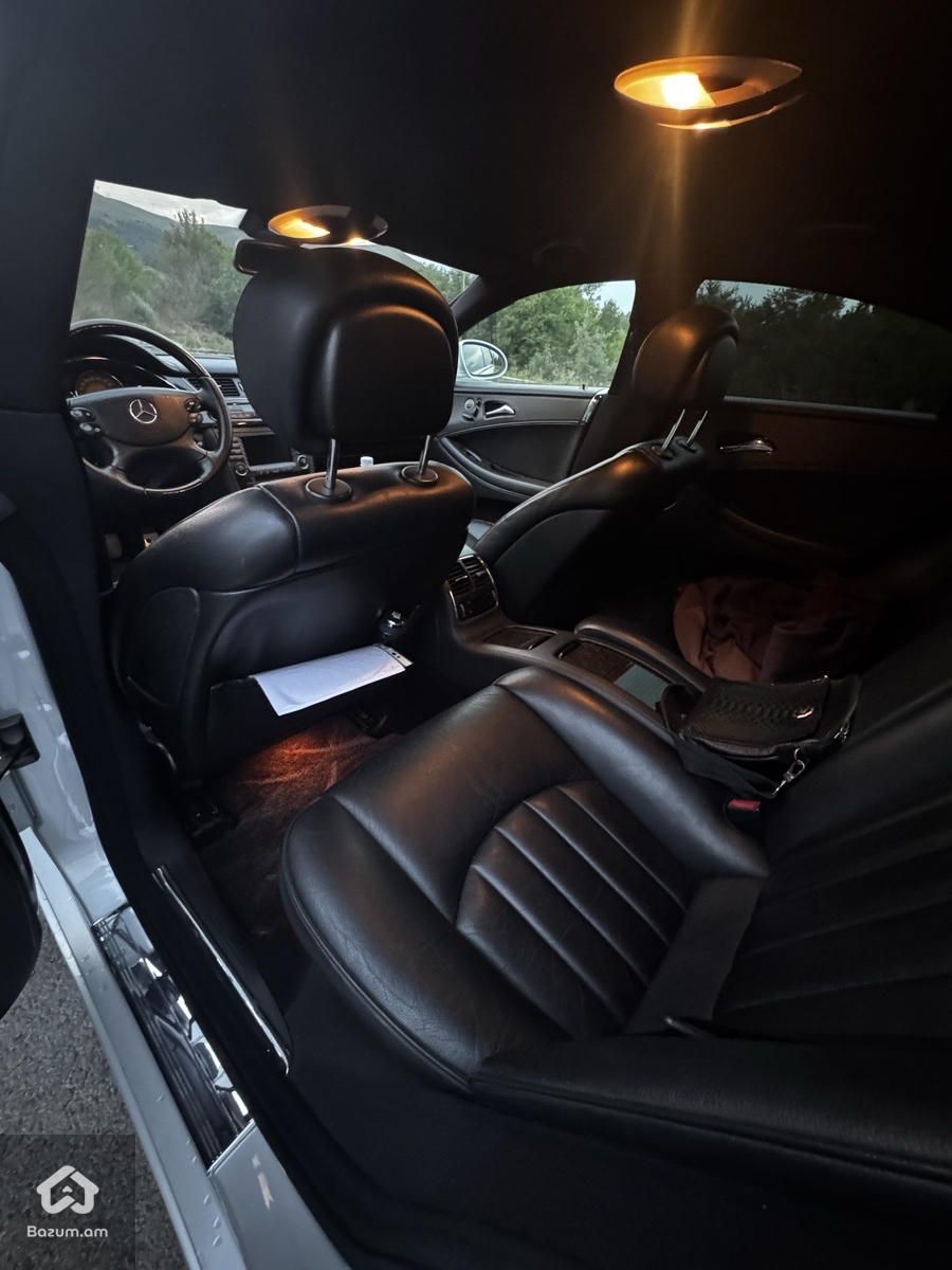 Mercedes-Benz CLS 350 2005 - image 15