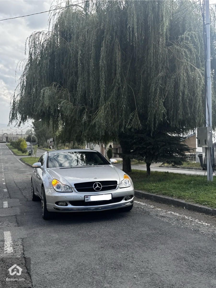 Mercedes-Benz CLS 350 2005 - image 1