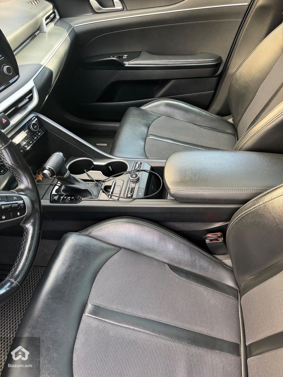 Kia K5 - image 6