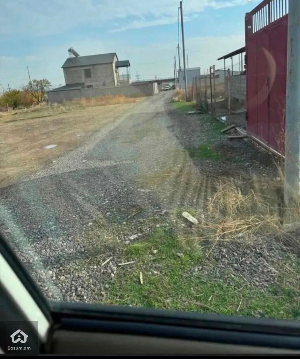 Հողատարածք Երևանում - image 5
